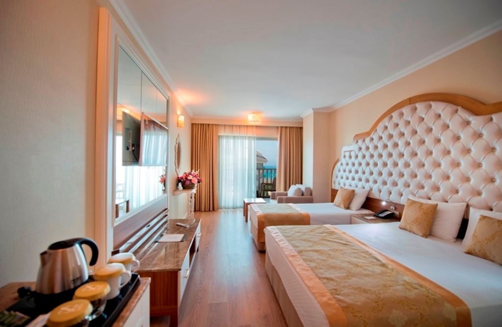 rooms-standard-room-with-balcony