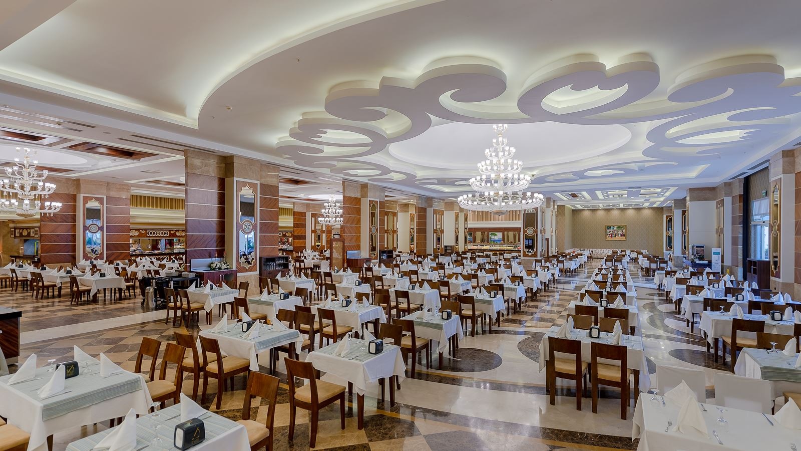 restaurants-ozz--main-restaurant