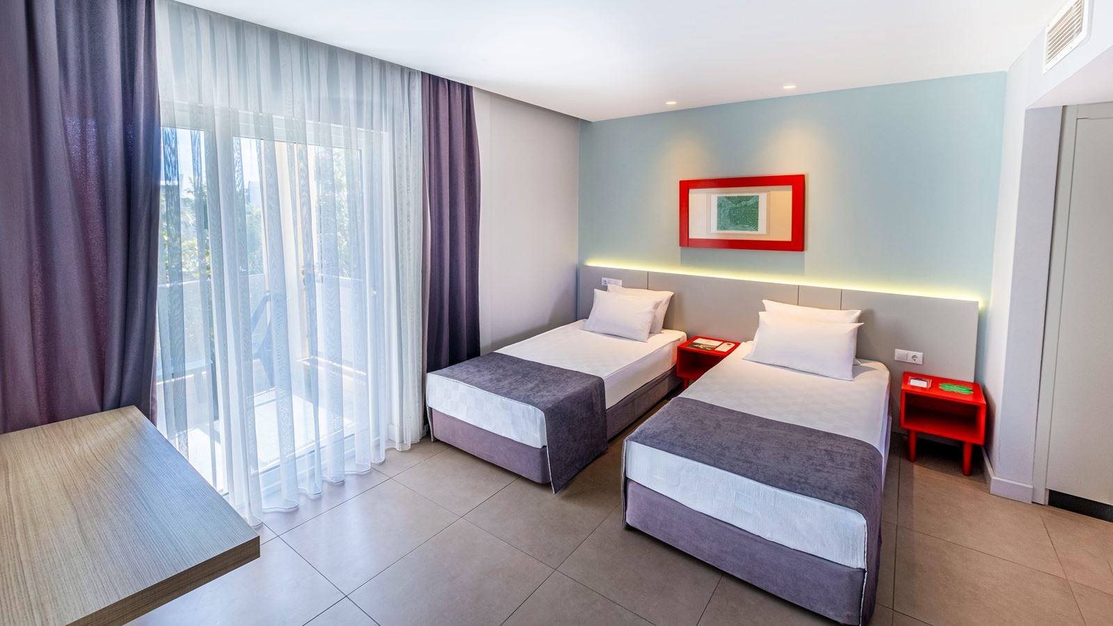 rooms-family-room