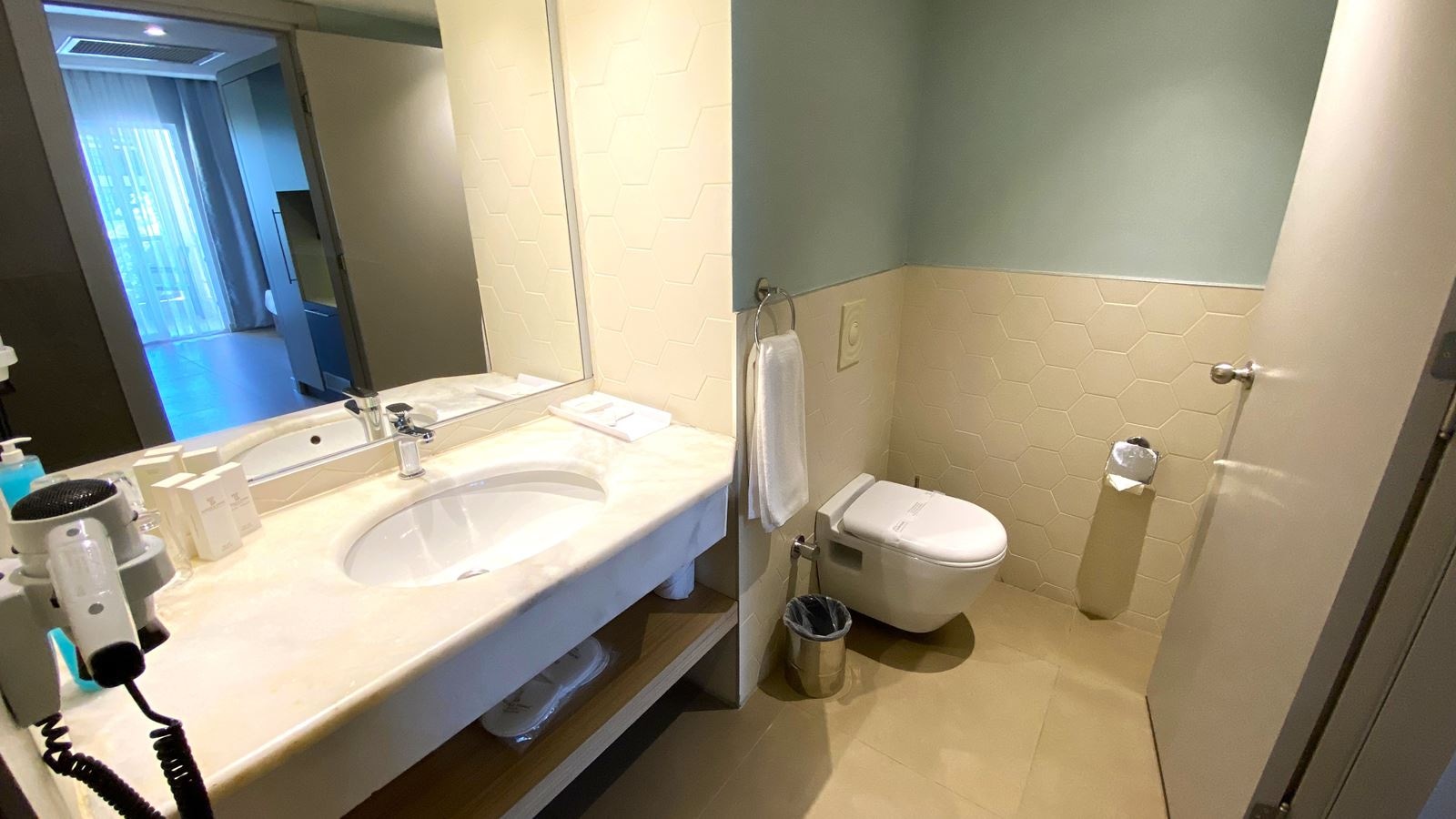 rooms-standard-room