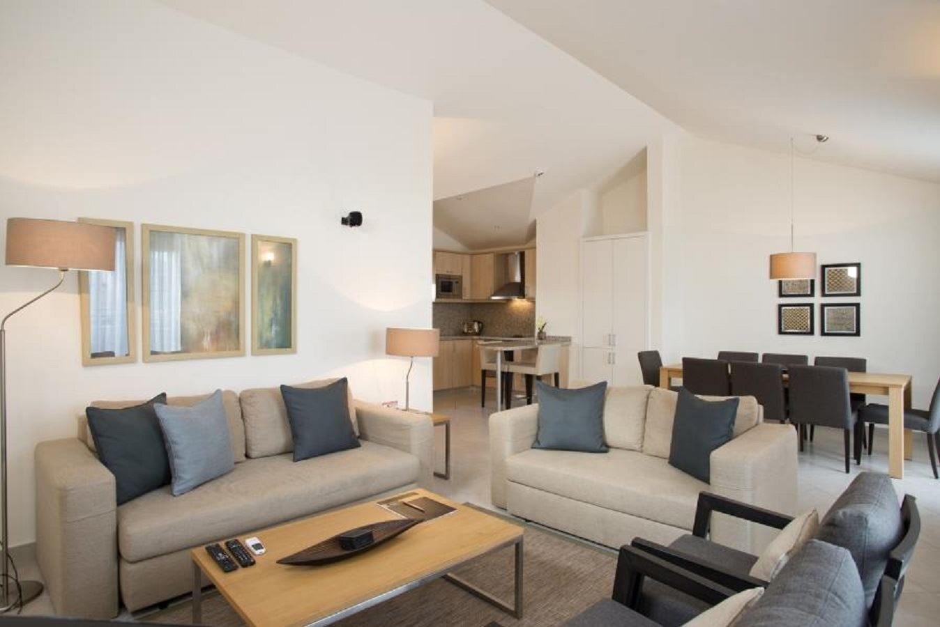 rooms-superior-dublex-suite-2-bedrooms-balcony-or-terrace
