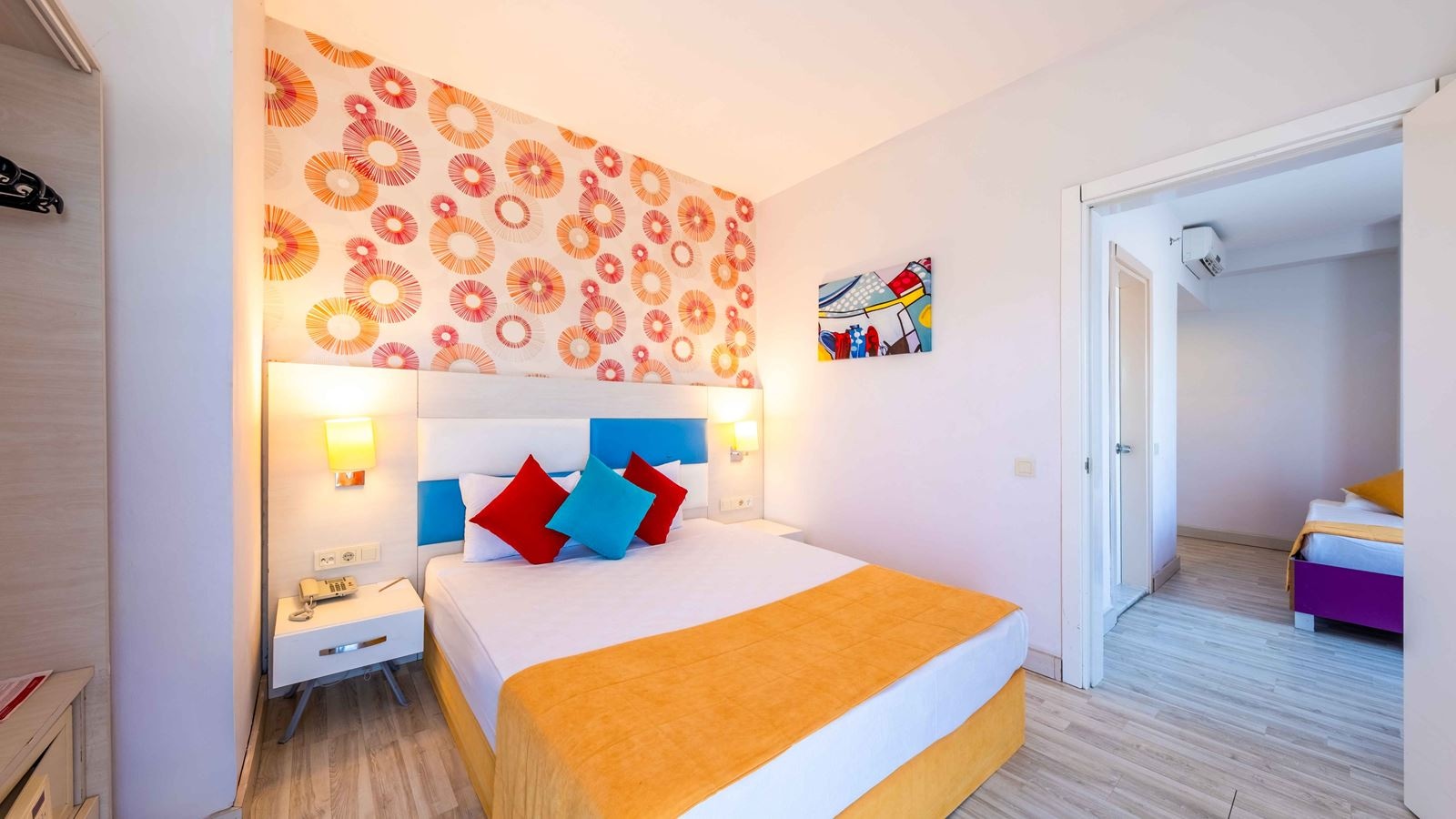rooms-family-room-2-bedrooms-with-french-balcony
