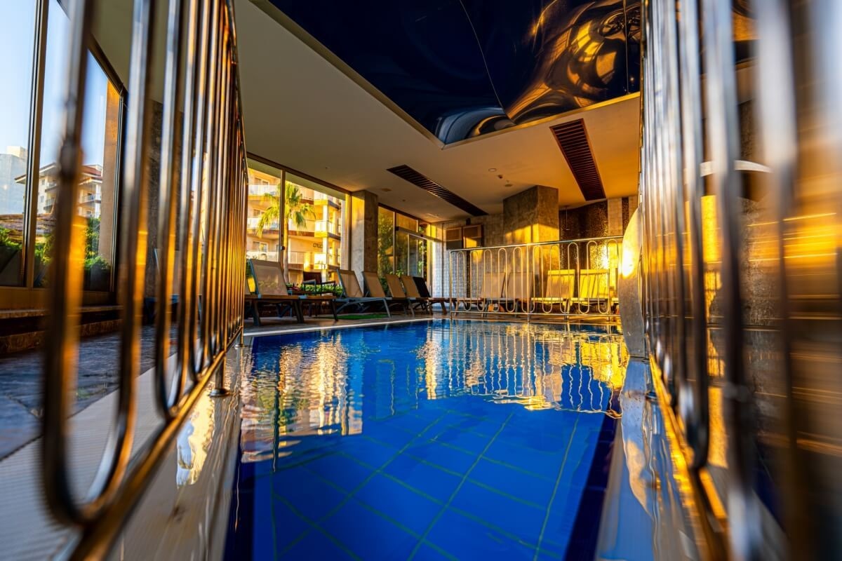 pools-indoor-pool