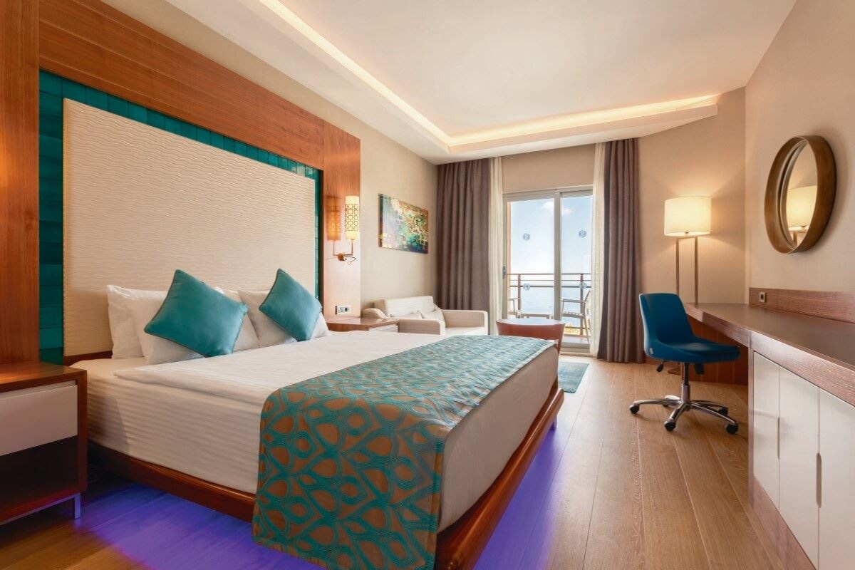 rooms-superior-room-side-sea-view