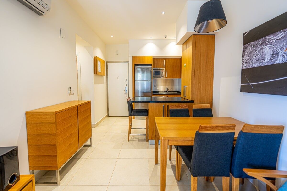 rooms-junior-suite-side-sea-view
