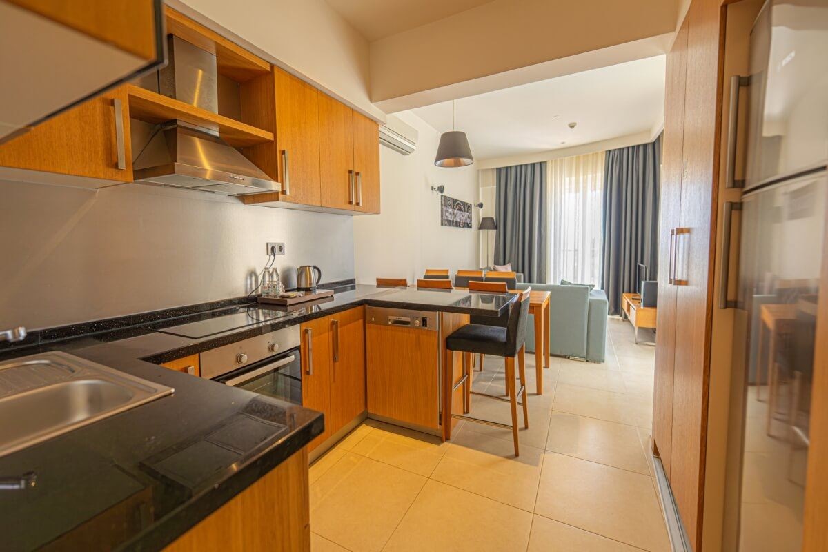 rooms-junior-suite-side-sea-view
