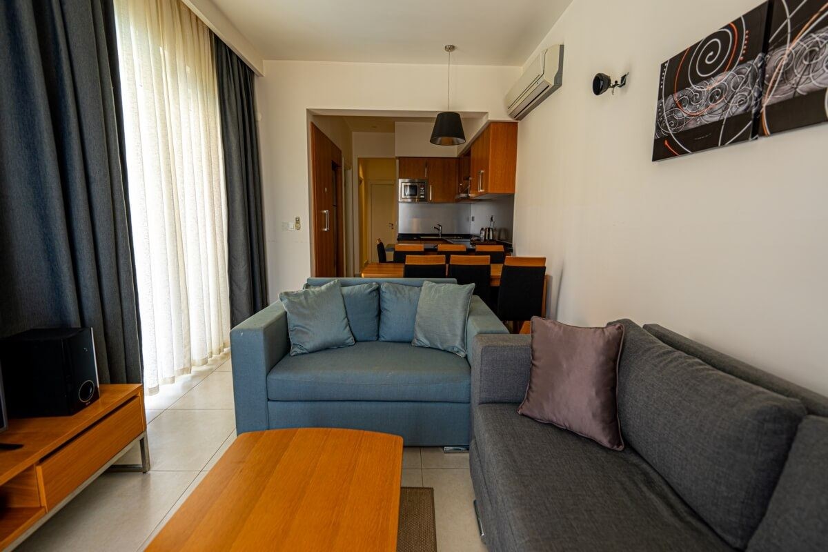 rooms-junior-suite-side-sea-view