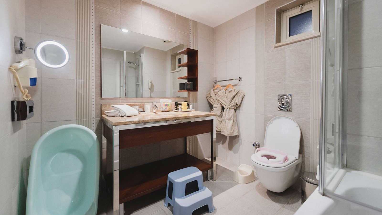 rooms-family-suite