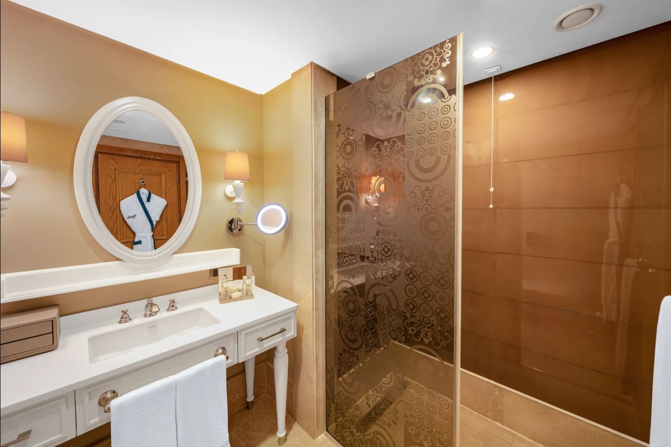 rooms-deluxe-suite-room-landgolf-view