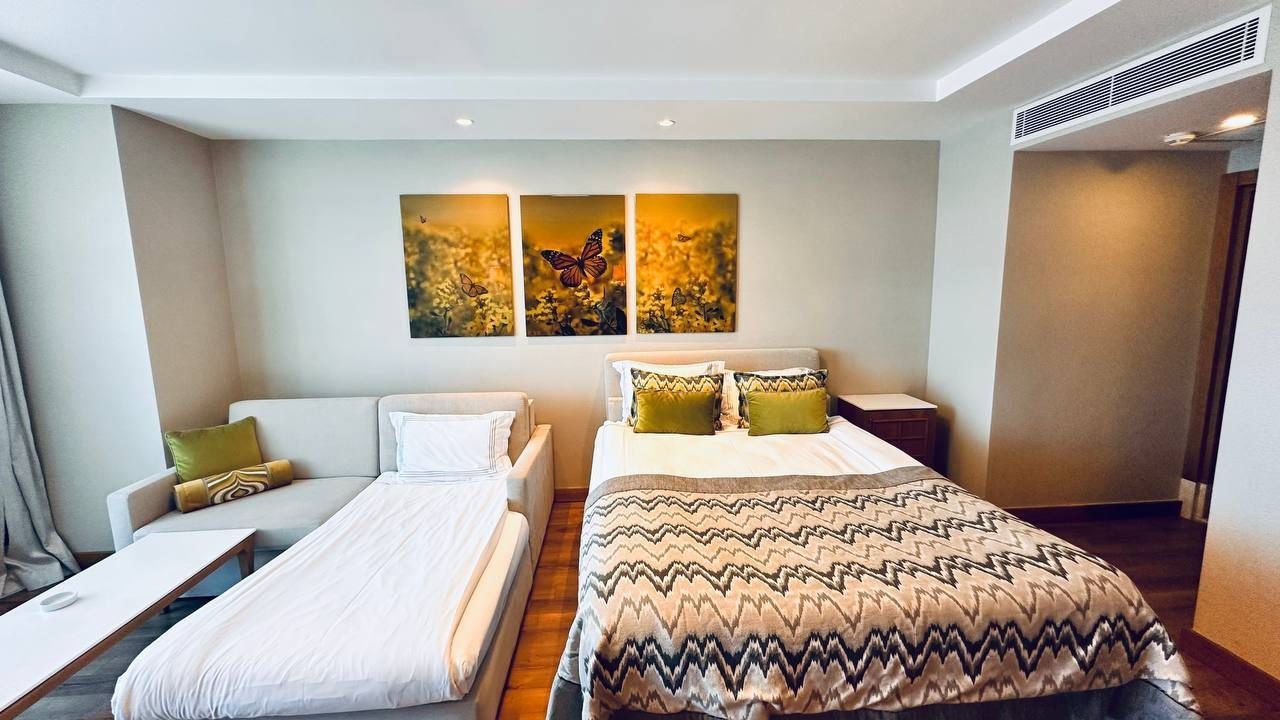 rooms-best-price-room-land-view