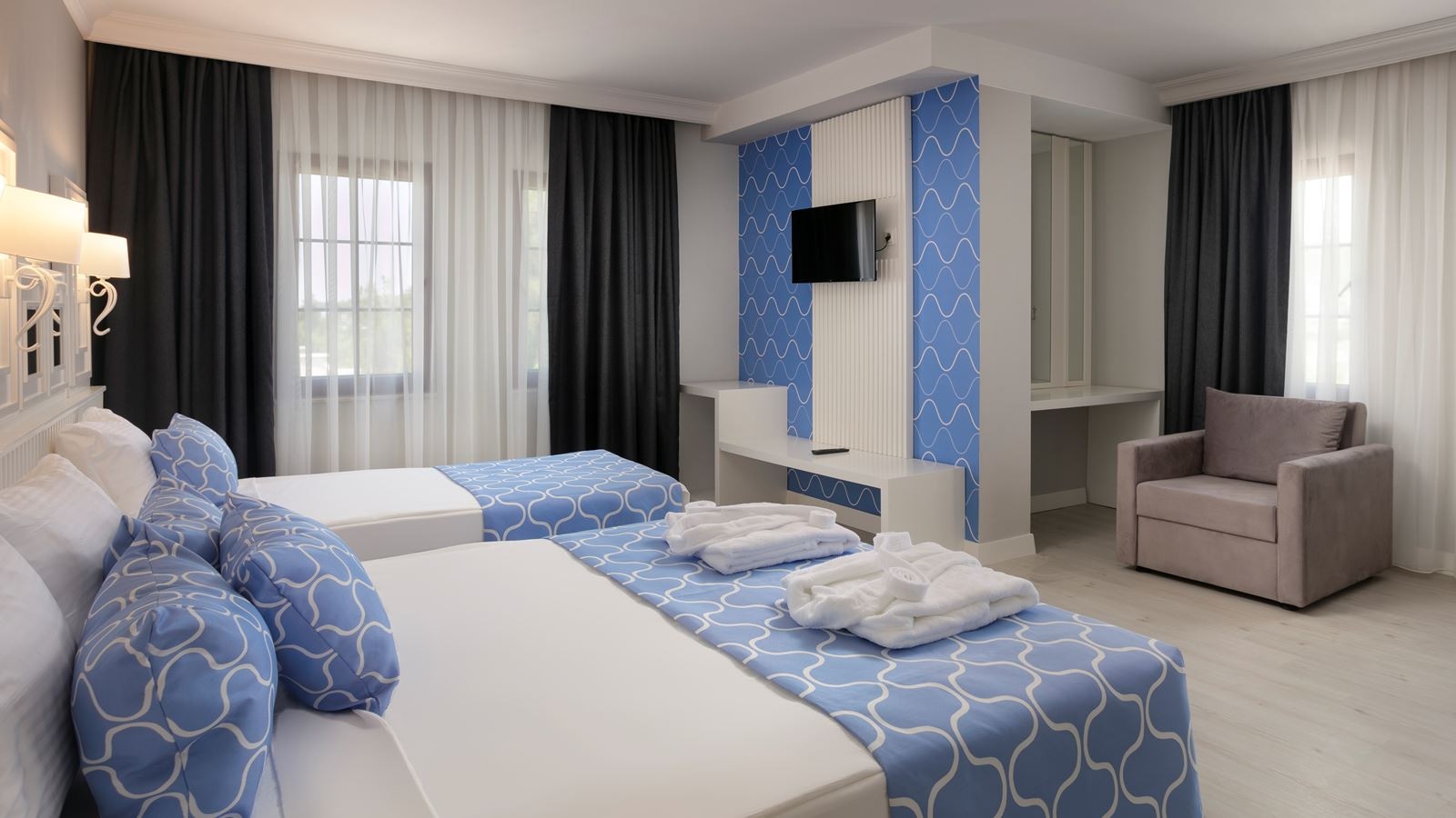 rooms-family-room