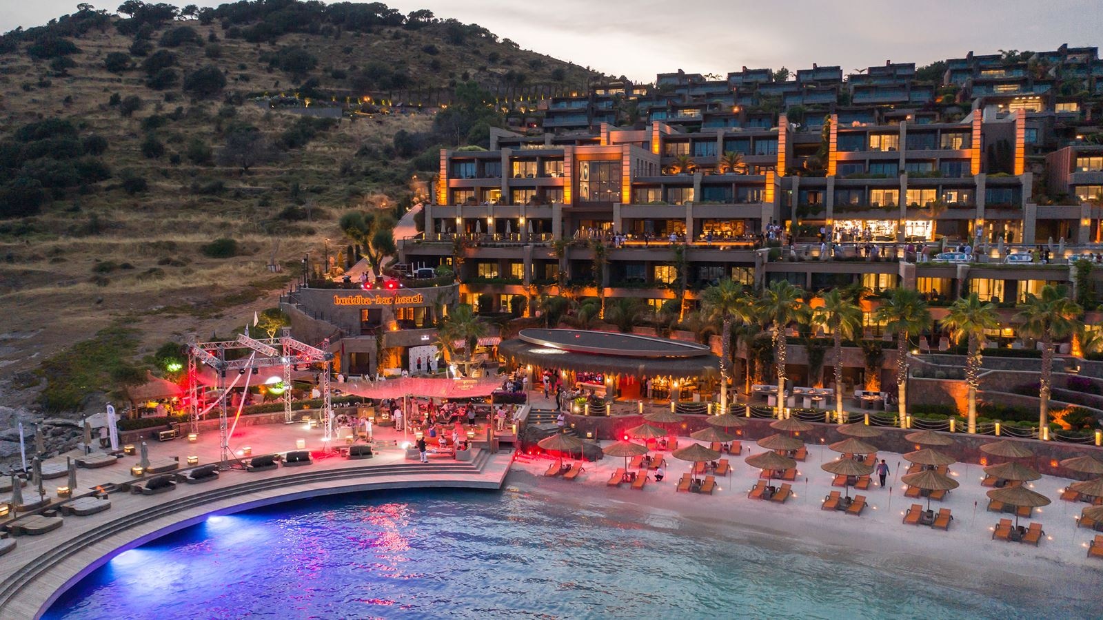 restaurants-buddha--bar-beach-club-and-restaurant