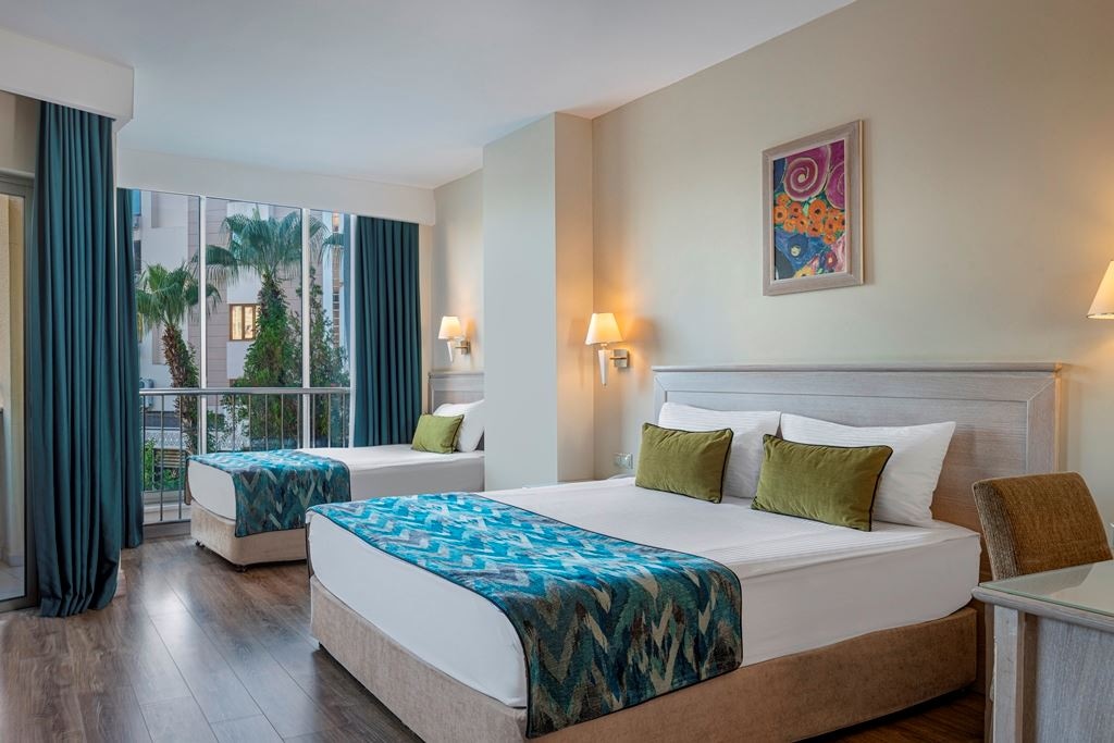 rooms-standard-large-room