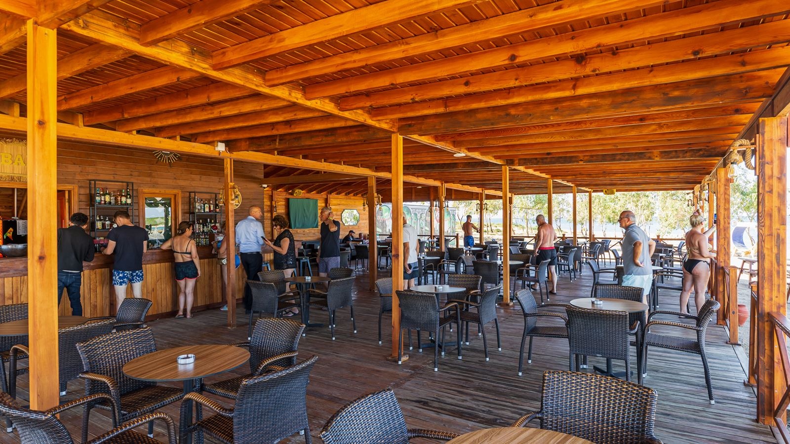 bars-beach-bar