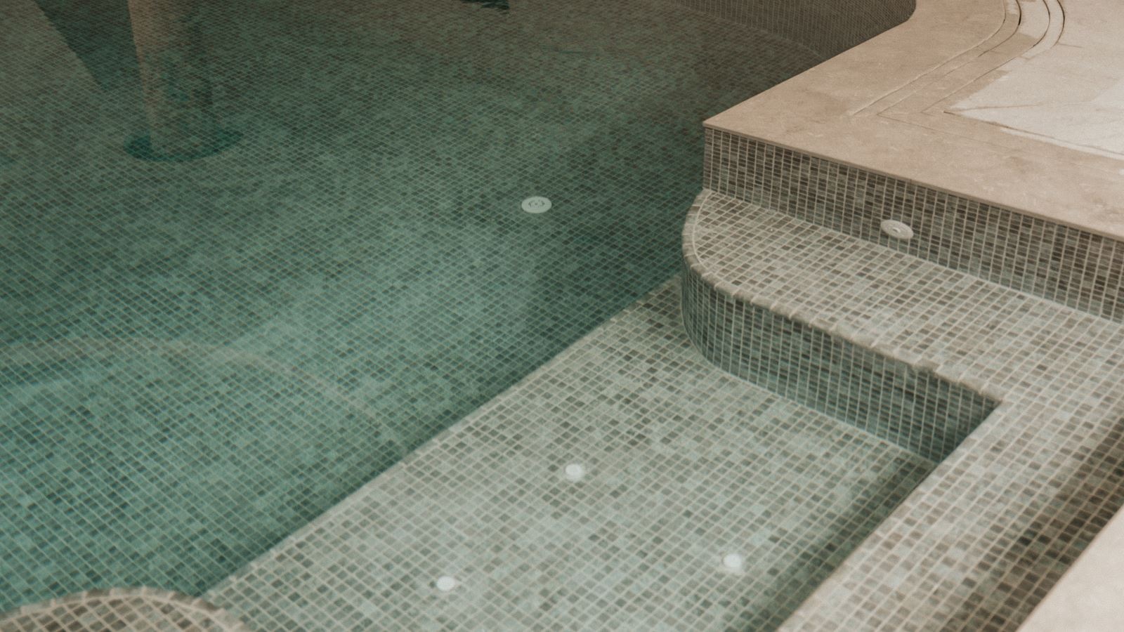 pools-indoor-pool