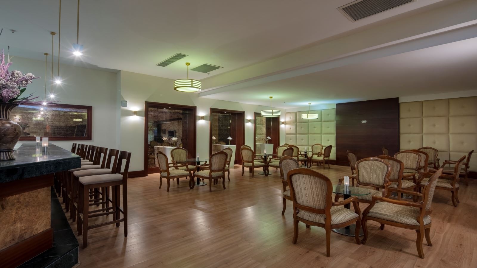 bars-lobby-bar
