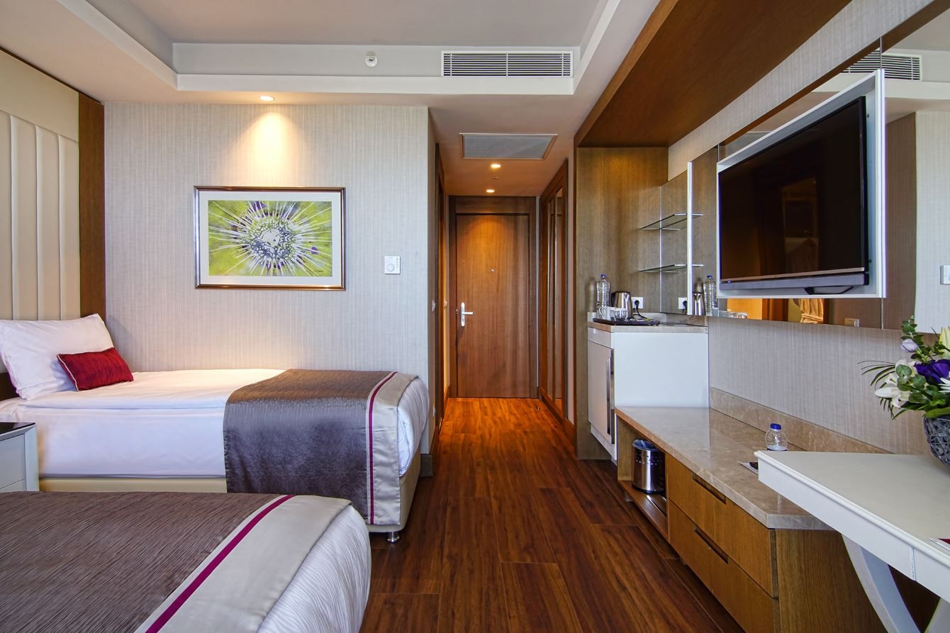 rooms-superior-room-side-sea-view