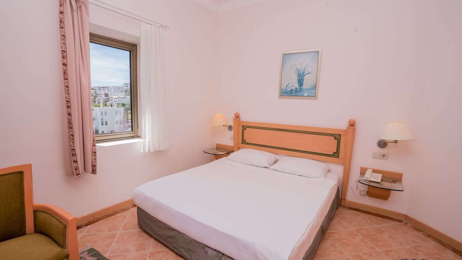 rooms-economy-room