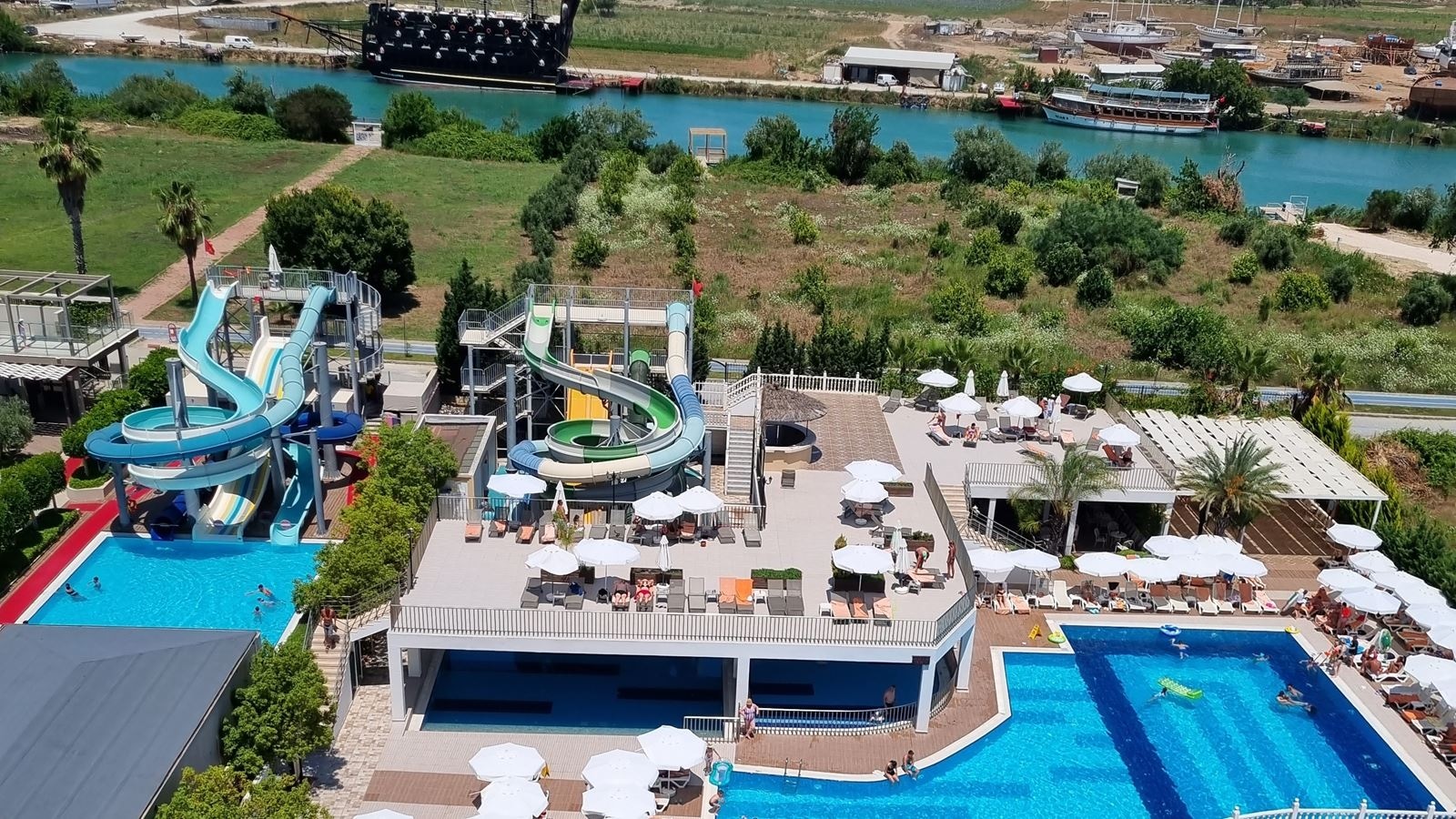 pools-outdoor-pool
