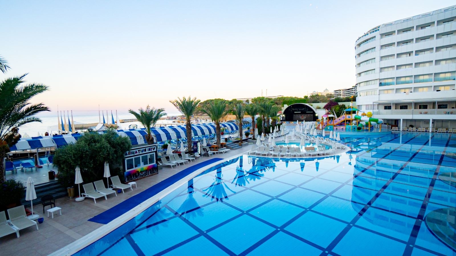 pools-outdoor-pool