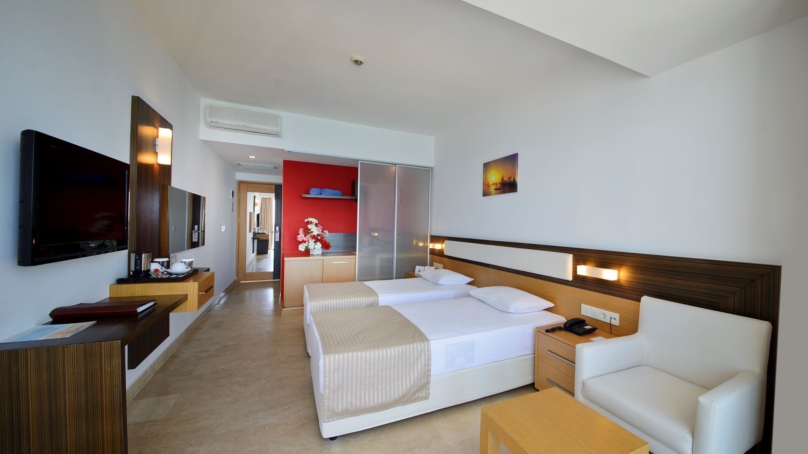 rooms-economy