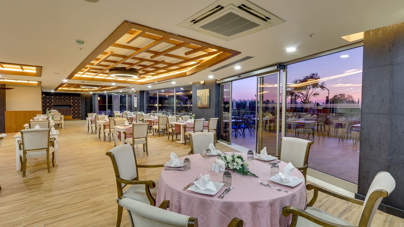 restaurants-