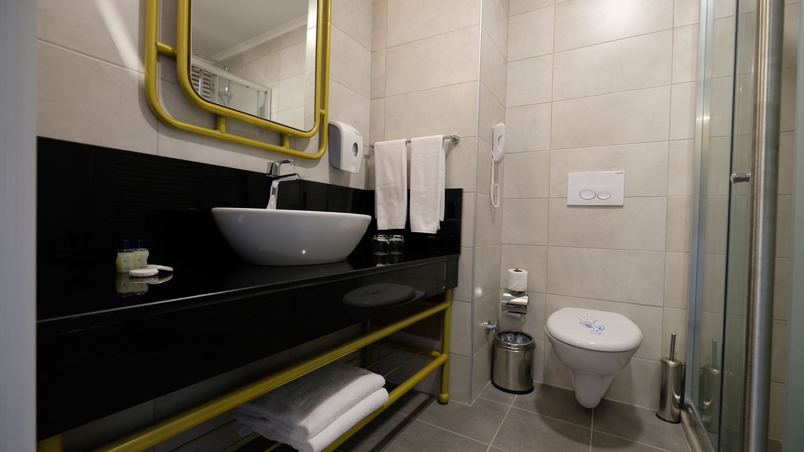 rooms-swim-up-rooms