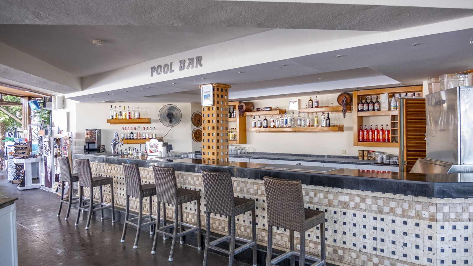 bars-pool-bar