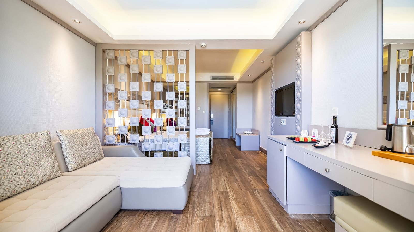 rooms-superior-room