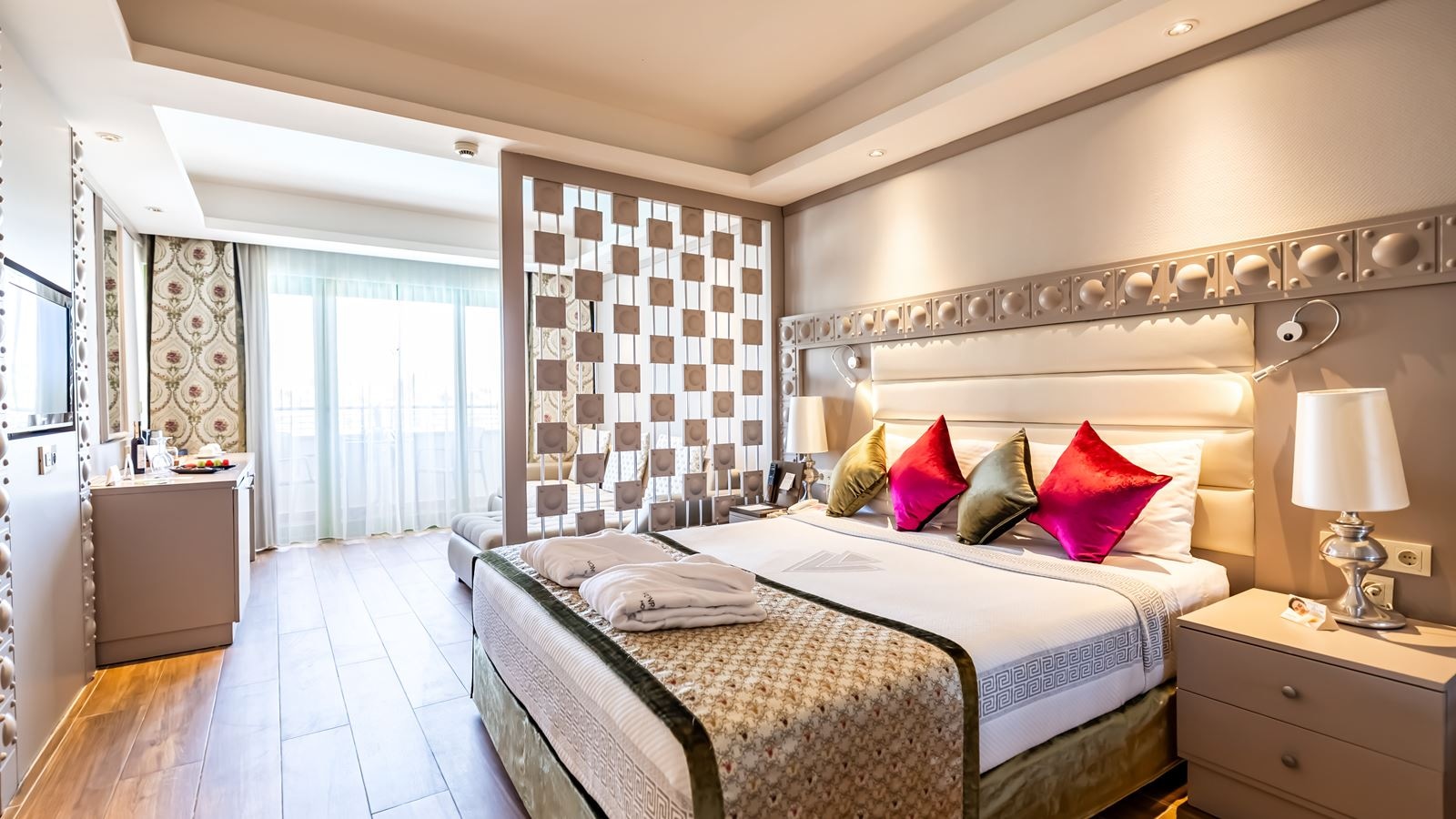 rooms-superior-room