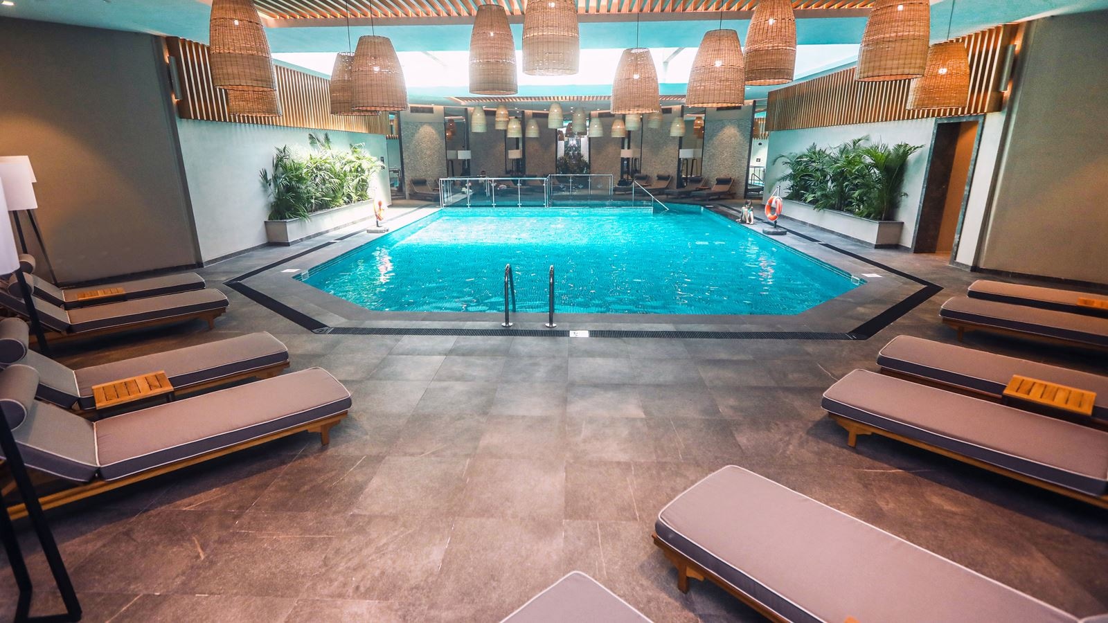 pools-indoor-pool