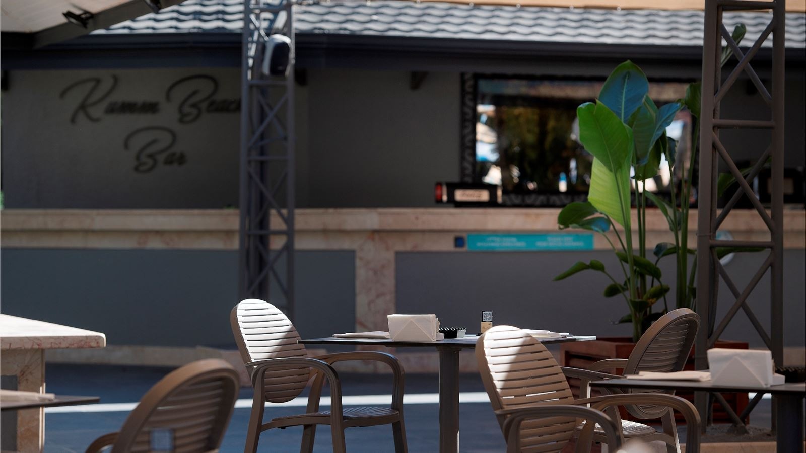 bars-kumm-beach-bar