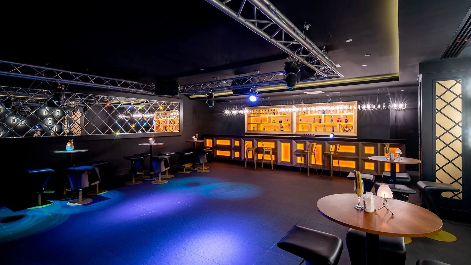 bars-disco-bar