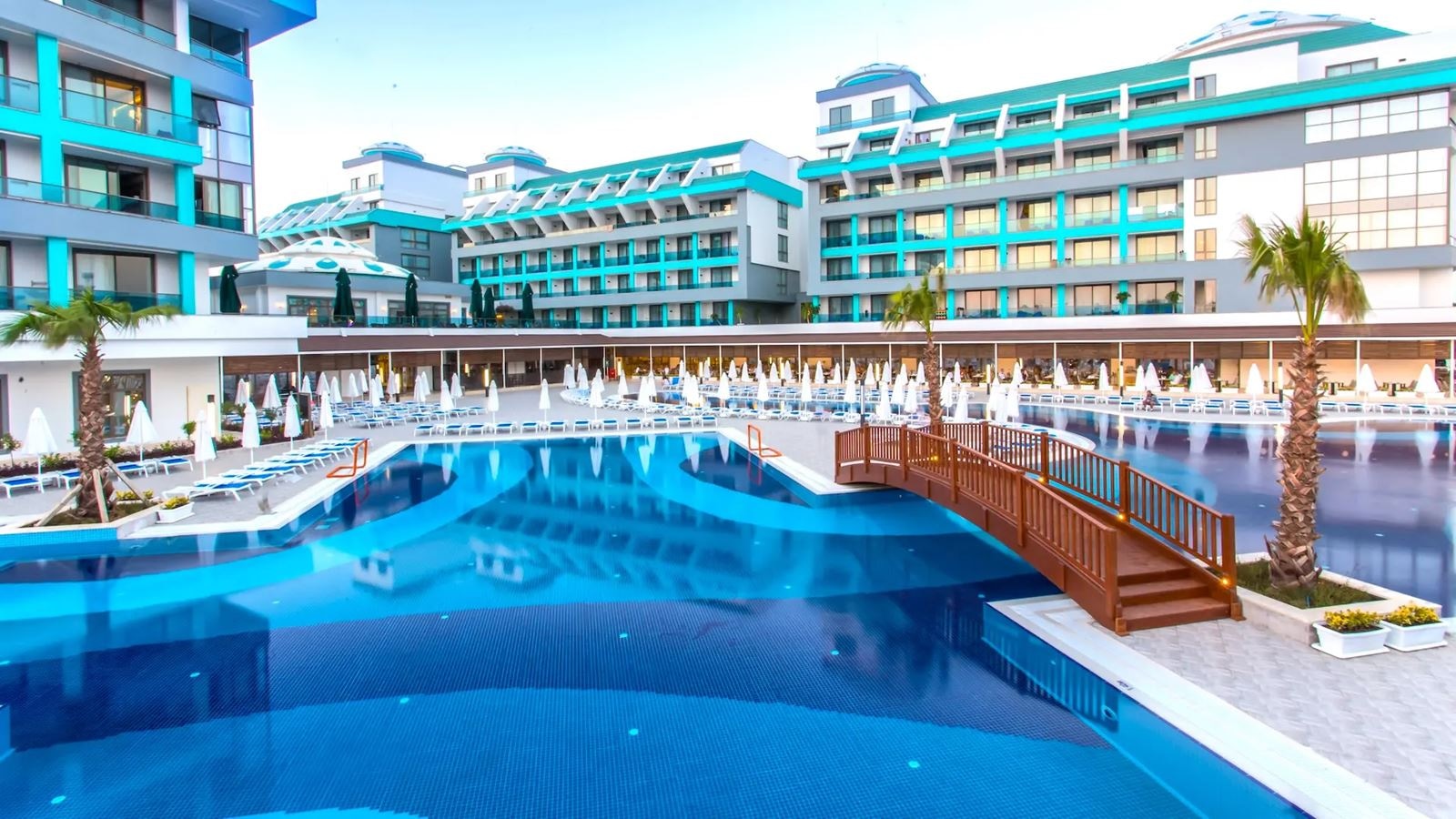 pools-outdoor-pool