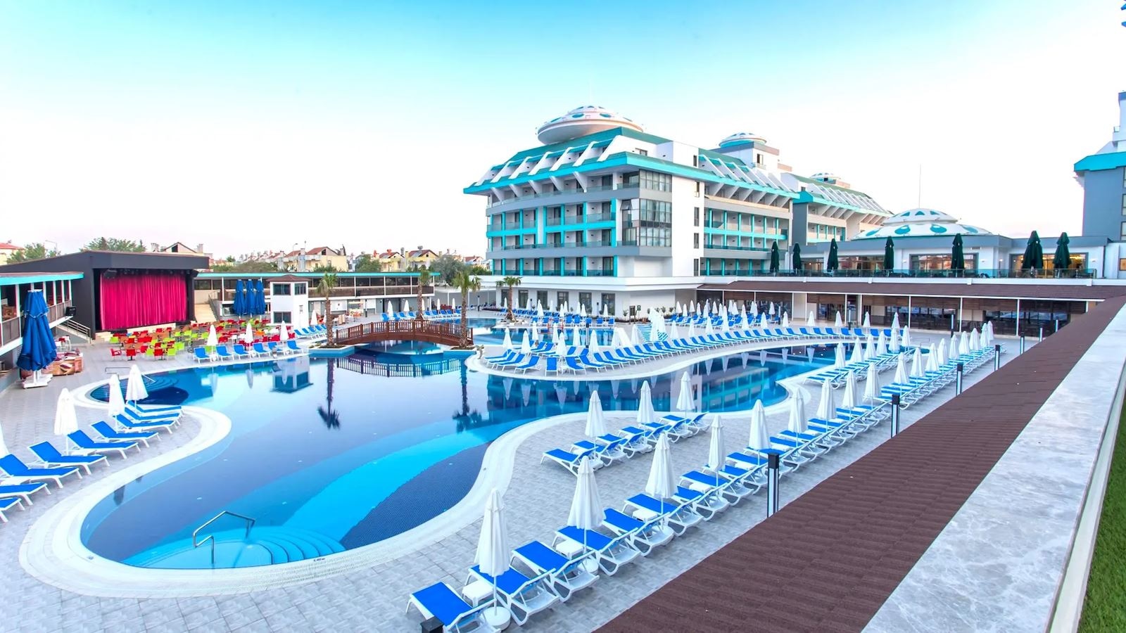 pools-outdoor-pool