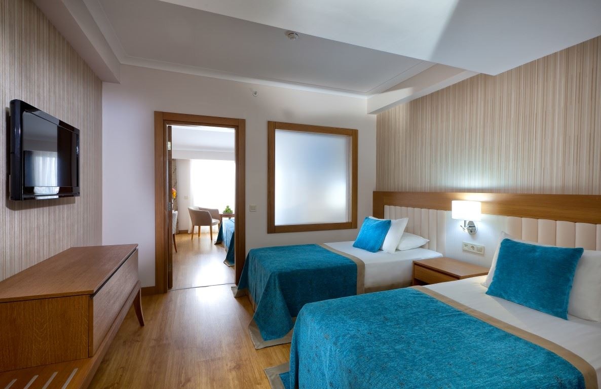 rooms-family-room-2-bedrooms