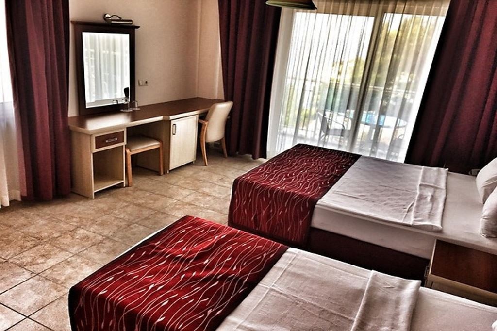 rooms-family-room