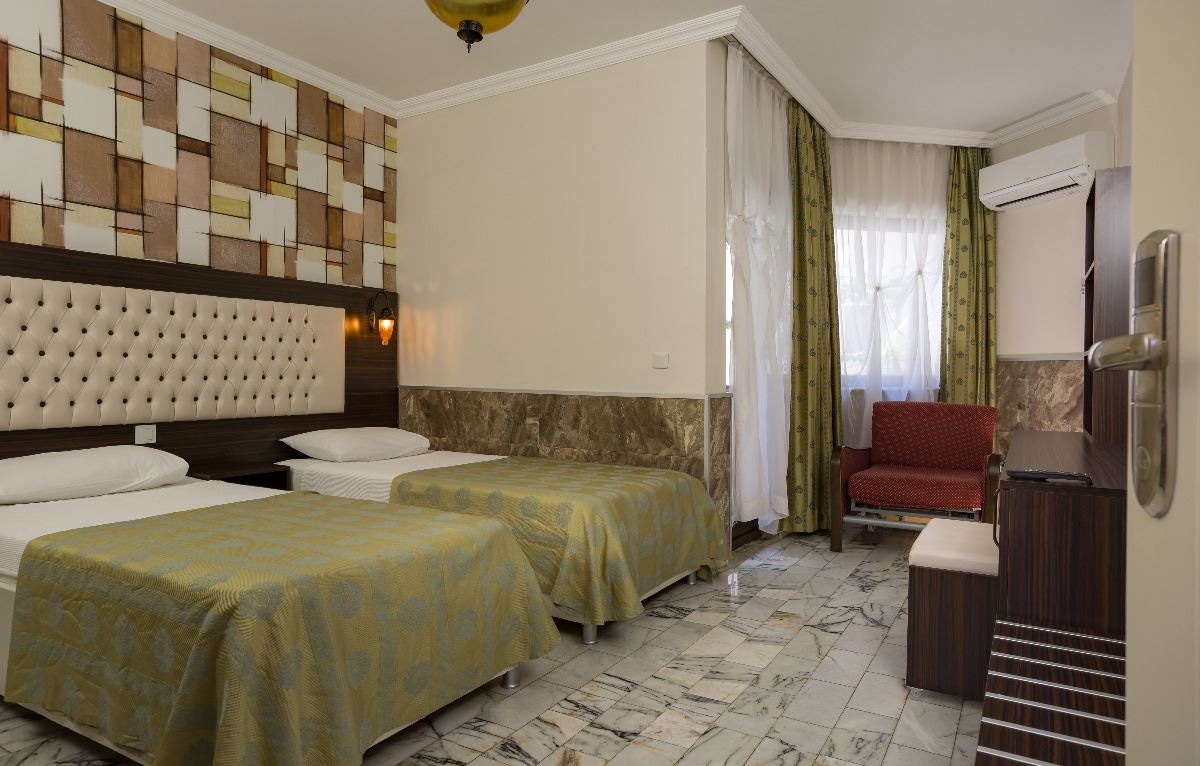 rooms-standard-room