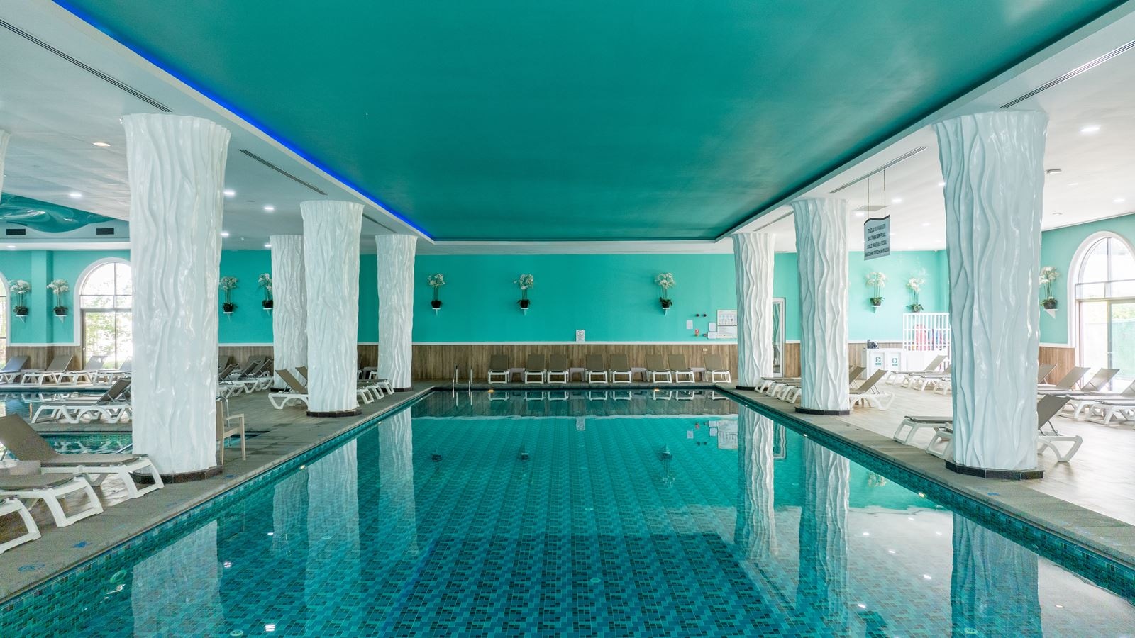 pools-indoor-pool