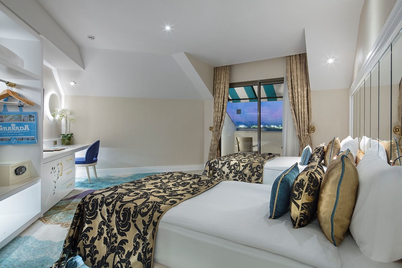 rooms-senior-suite