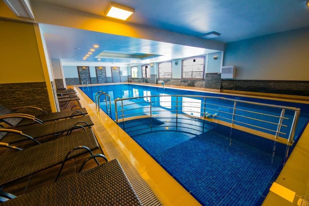 pools-indoor-pool