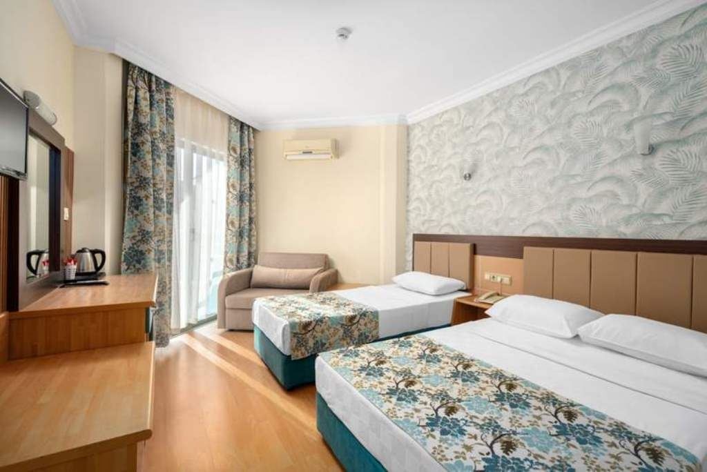rooms-room-standard-2+2