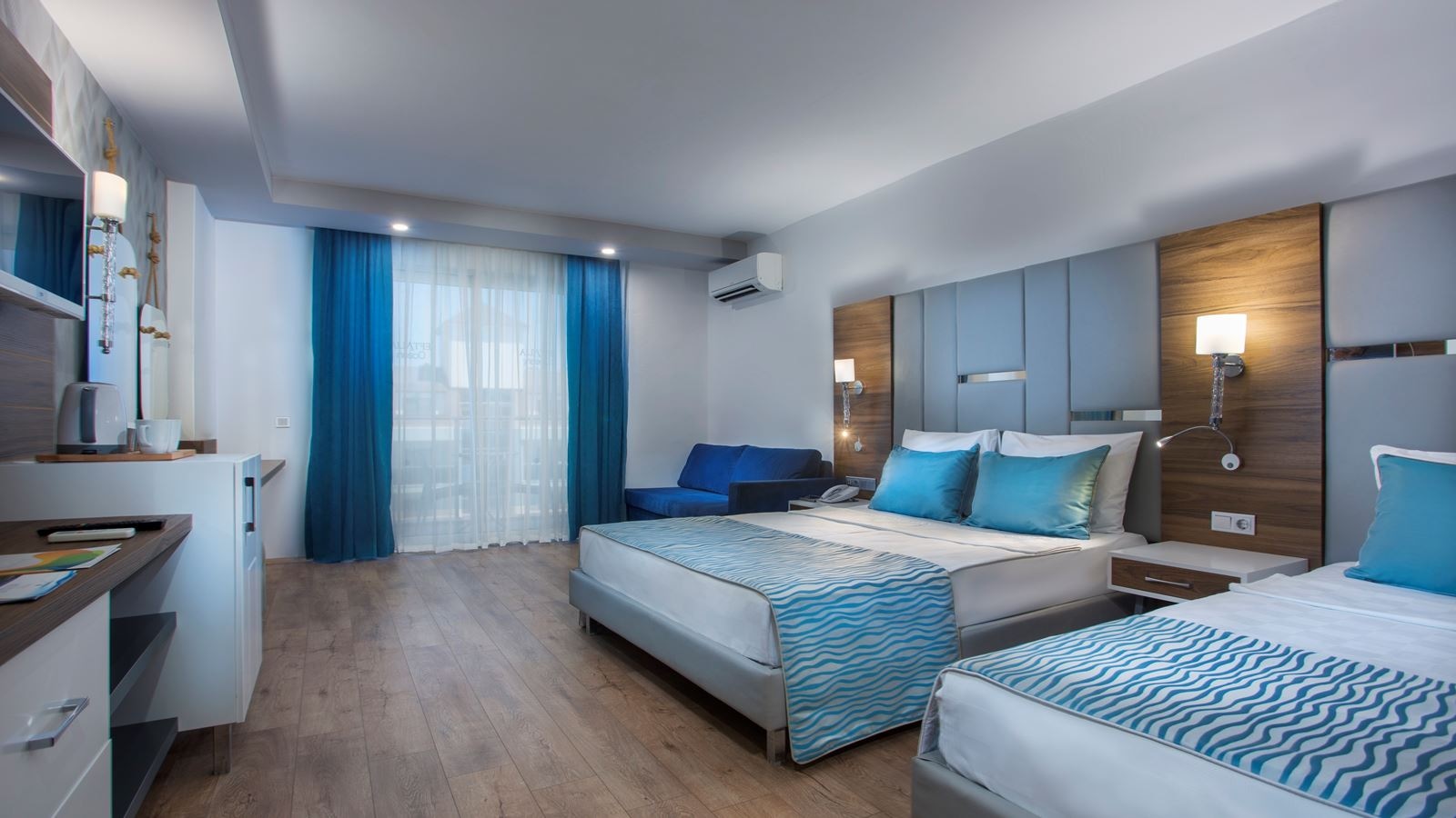 rooms-family-room-a