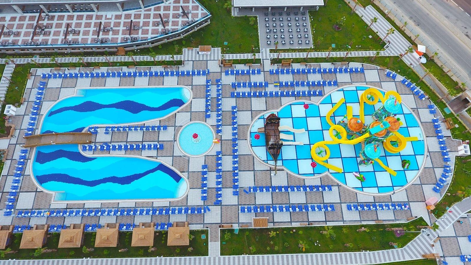 pools-outdoor-pool