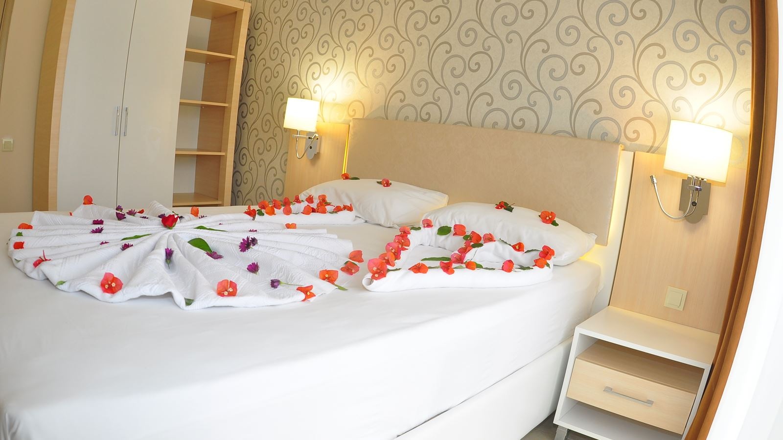 rooms-family-room