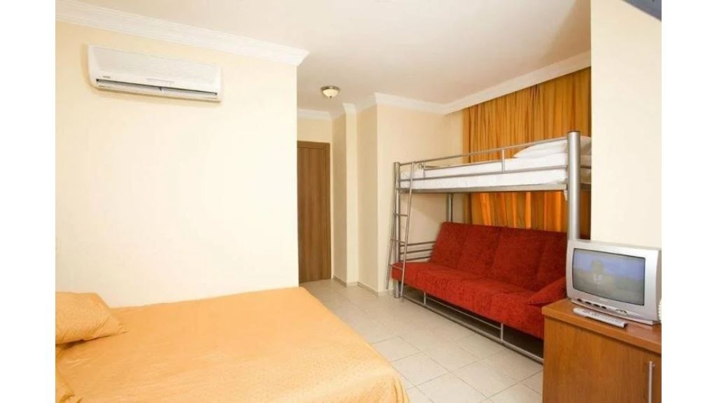 rooms-family-room-bunkbed