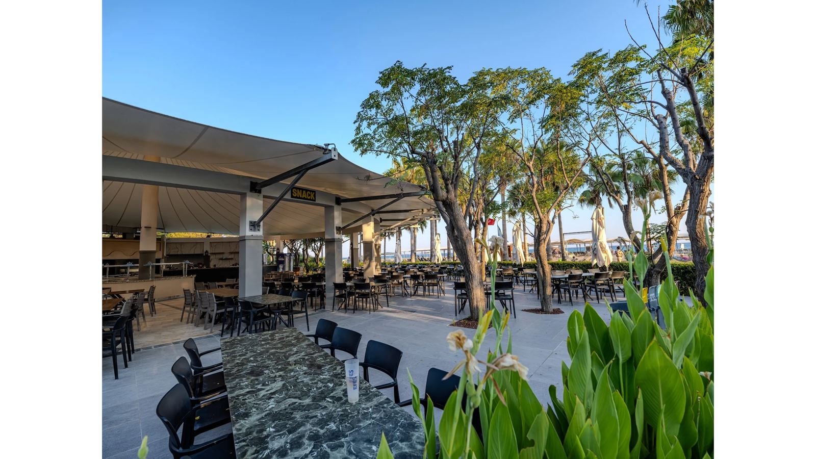 restaurants-snack-bar