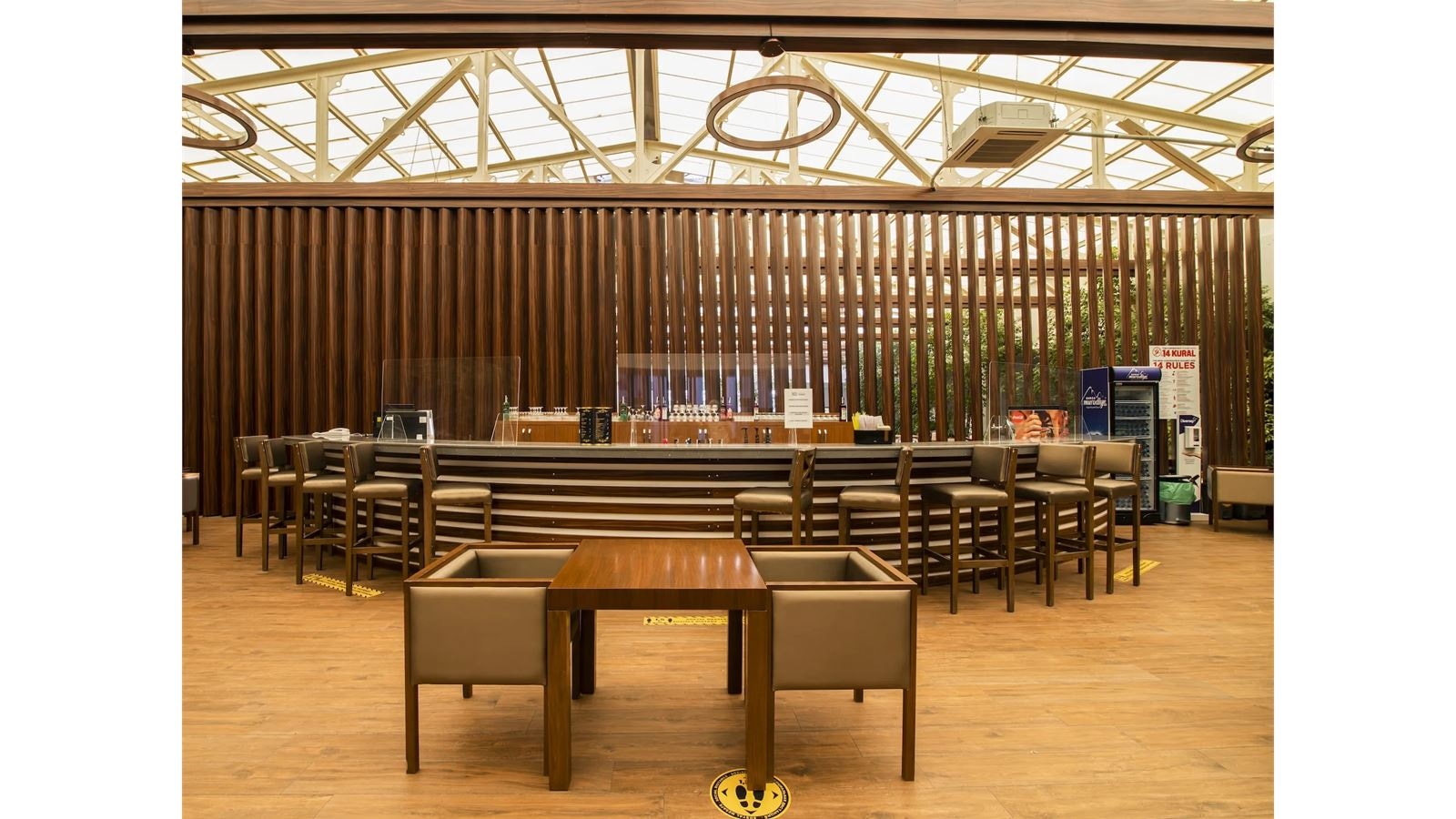 bars-lobby-bar