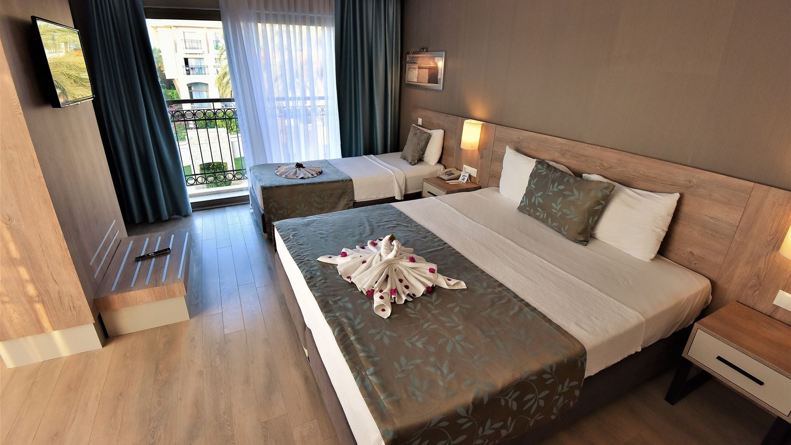 rooms-junior-suite