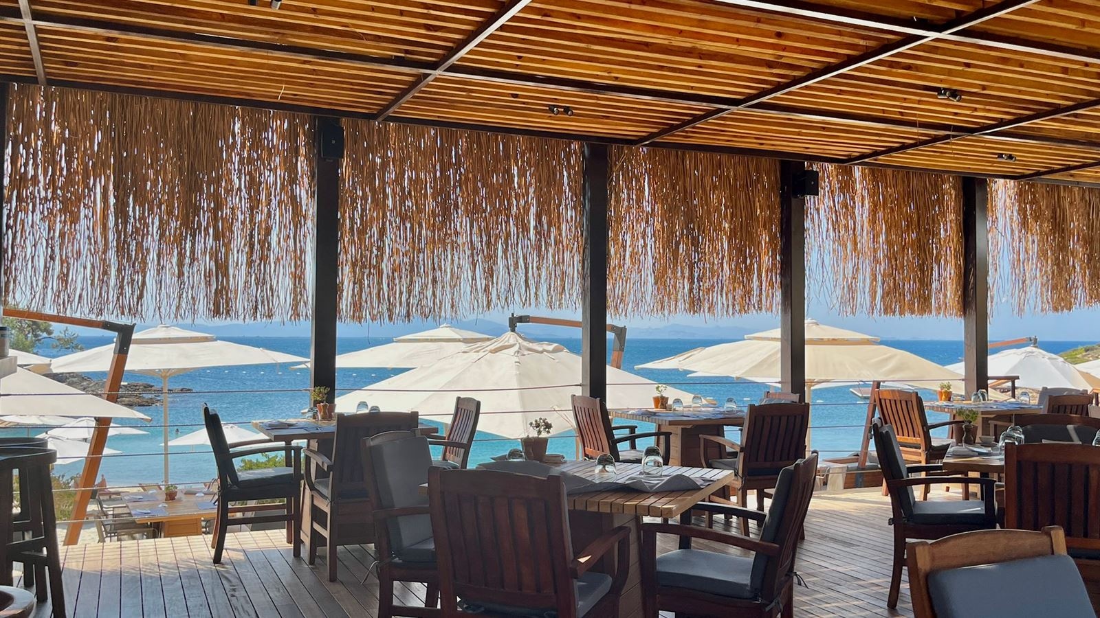 bars-beach-bar